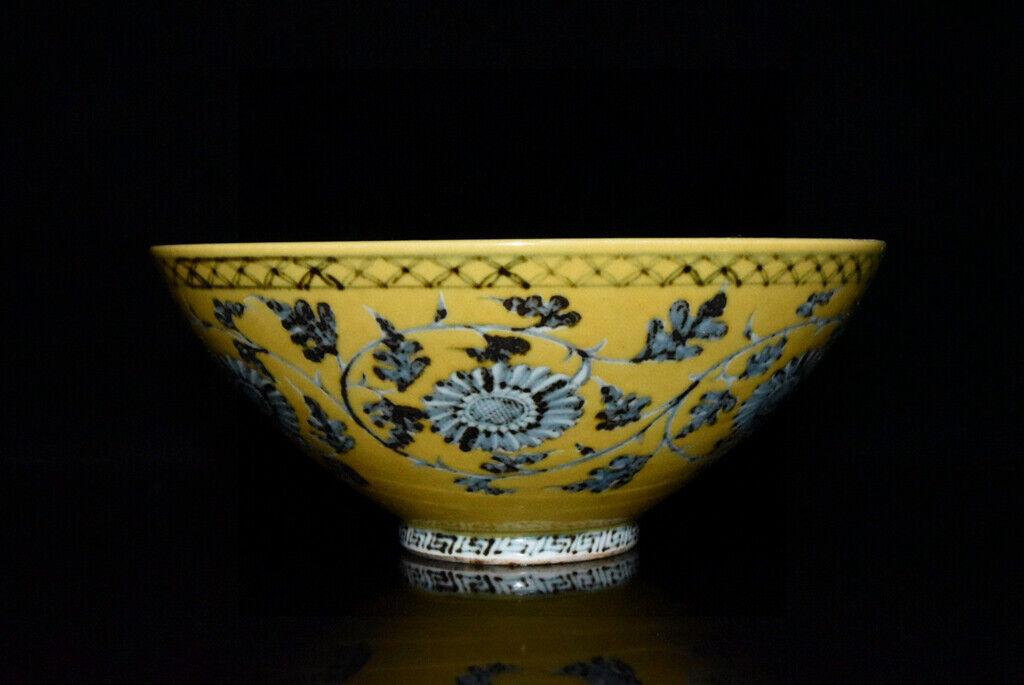 Chinese blue and yellow porcelain bowl: Size: Width 19.3 cm - Height 8 cm Materials: Porcelain Time Period: Ming dynasty Manufactured Date: Hongwu Period Origin: China
