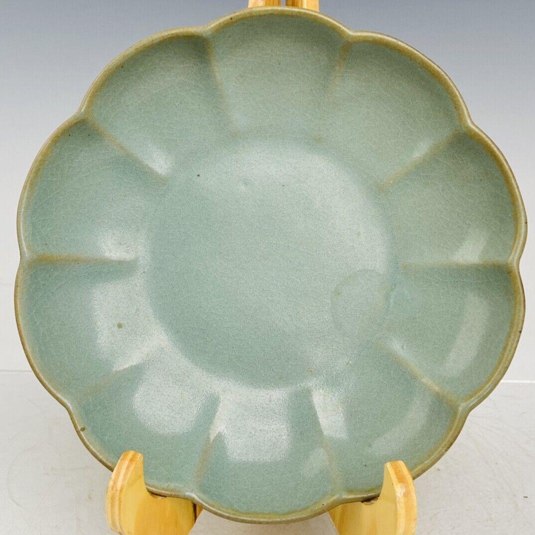 Chinese ru kiln porcelain washer: Size: Width 19 cm - Height 3.5 cm Materials: Porcelain Time Period: Song dynasty Manufactured Date: 10th-c Period Origin: China