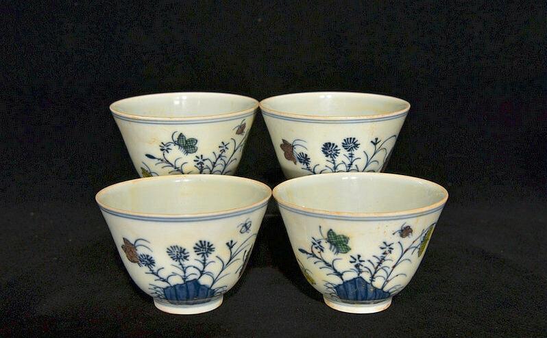 Chinese blue and white porcelain bowl set: Size: Width 7.1 cm - Height 5 cm Materials: Porcelain Time Period: Ming dynasty Manufactured Date: Chenghua Period Origin: China