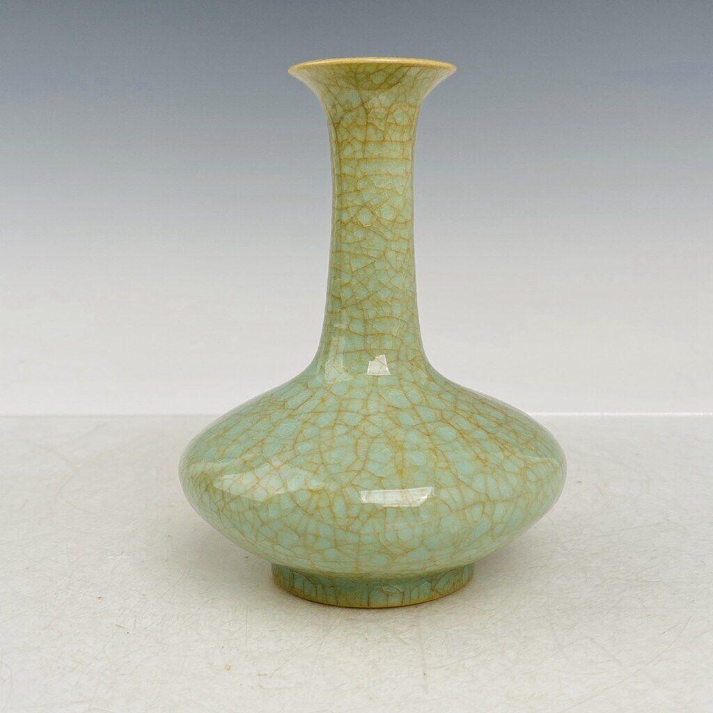 Chinese ru kiln porcelain vase (1 of 9)