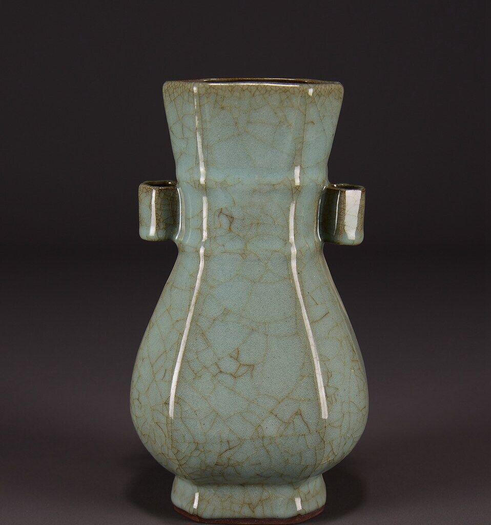 Chinese ru kiln porcelain vase (1 of 9)