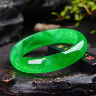 Chinese A+++ natural green jade bangle: Size: Width 58 mm - Thickness 7.5 mm Materials: A+++ Natural jade Time Period: qing dynasty Manufactured Date: qing dynasty Origin: China