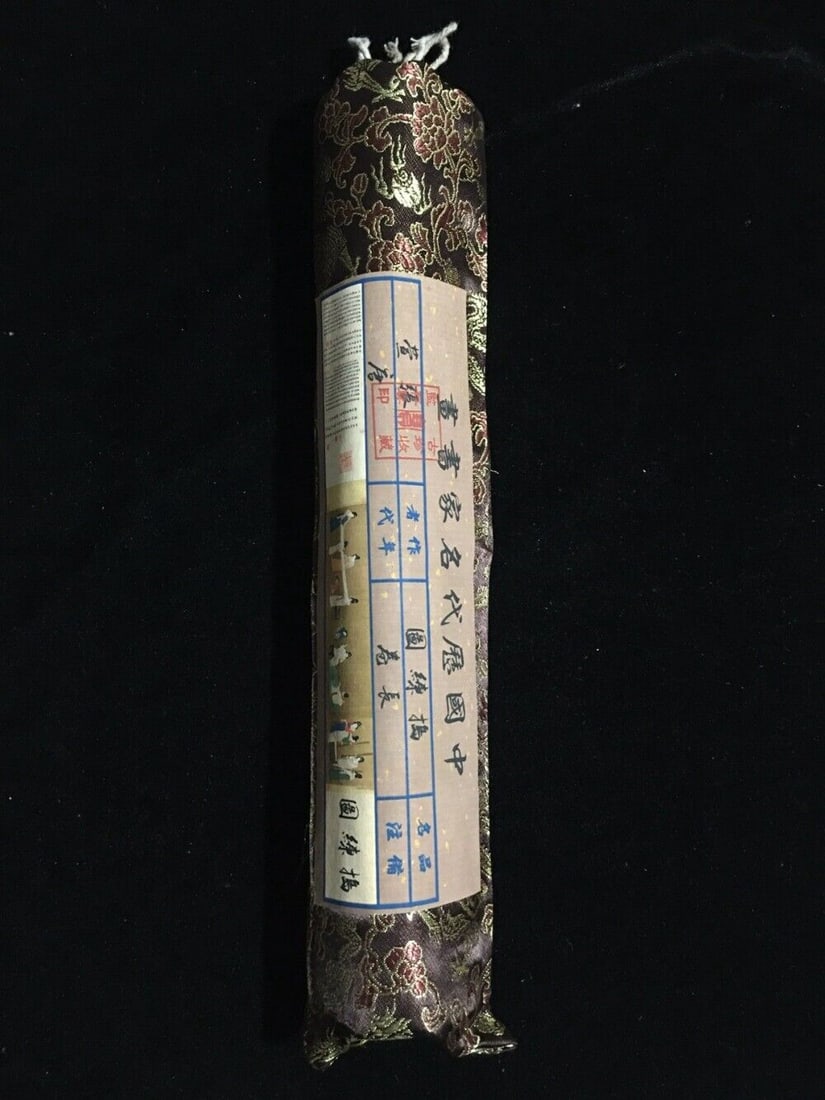 Chinese scroll painting: Size: Height 300 cm - Width 38 cm Materials: ink color and paper Time Period: Tang dynasty Manufactured by: Zhang Xuan Origin: China Zhang Xuan was a Chinese painter who lived during the Tang Dynasty.