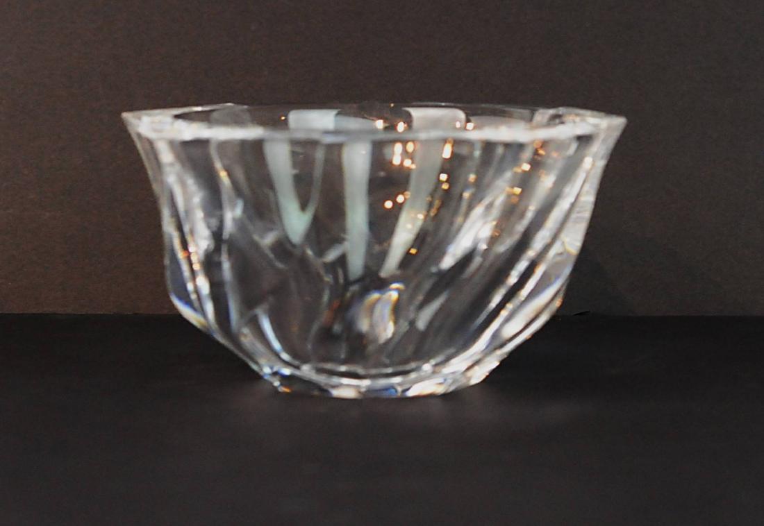 Orrefors Crystal Corona Bowl Signed: Corona Crystal Bowl by Orrefors, signed. Measures: 5" D x 3.5" H. Condition: Very Good, No chips or cracks. Please examine all photos closely. Contact C. Biddle Auction Gallery for more detailed infor