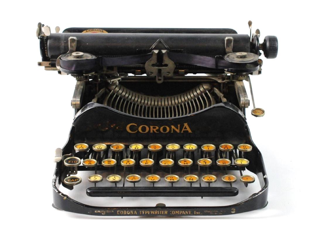 Antique 1917 Corona Foldable Portable Typewriter: Antique Corona Typewriter. Fold-able and Portable. 1917. Being sold as is. Measures: 9"D x 8"L. Please examine all photos closely. Contact C. Biddle Auction Gallery for more detailed information. C. B