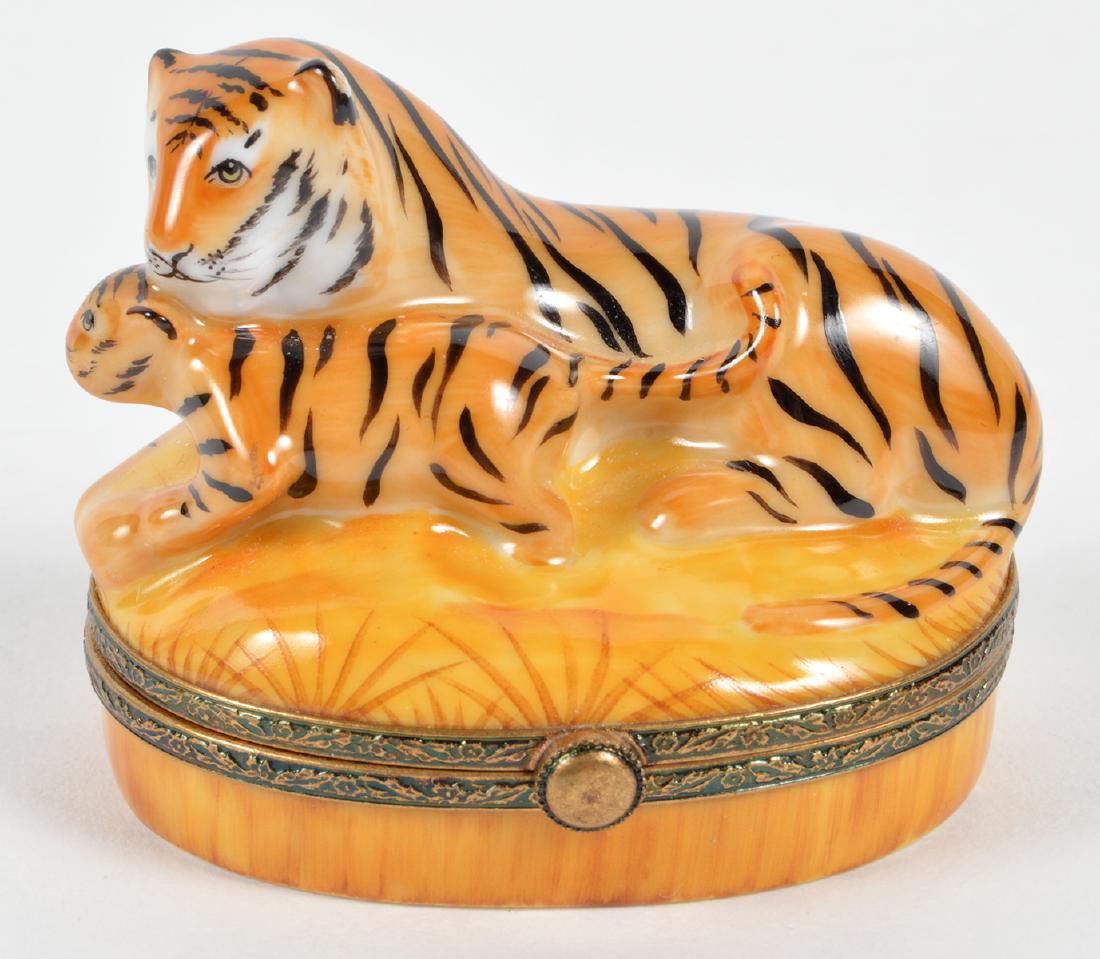 Limoges Pent Main Hinged Trinket Boxes (1 of 4)