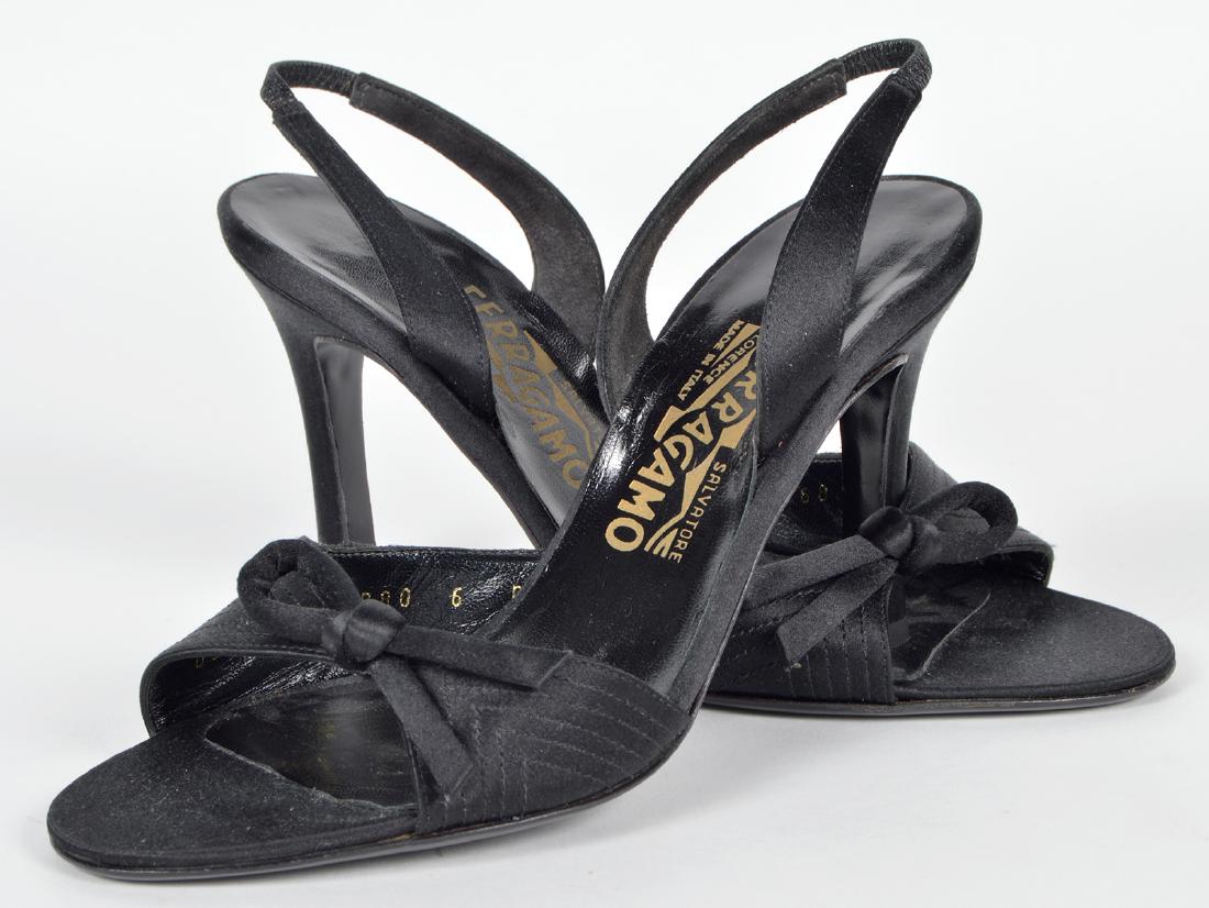 Ferragamo Satin Bow Heels Shoes Sz: 6 B: Ferragamo heels in chevron quilted satin with a half bow accents. 3.5" Heel. Size 6B. Condition: Very good, light wear on soles. Please examine all photos closely. Contact C. Biddle Auction Gallery fo
