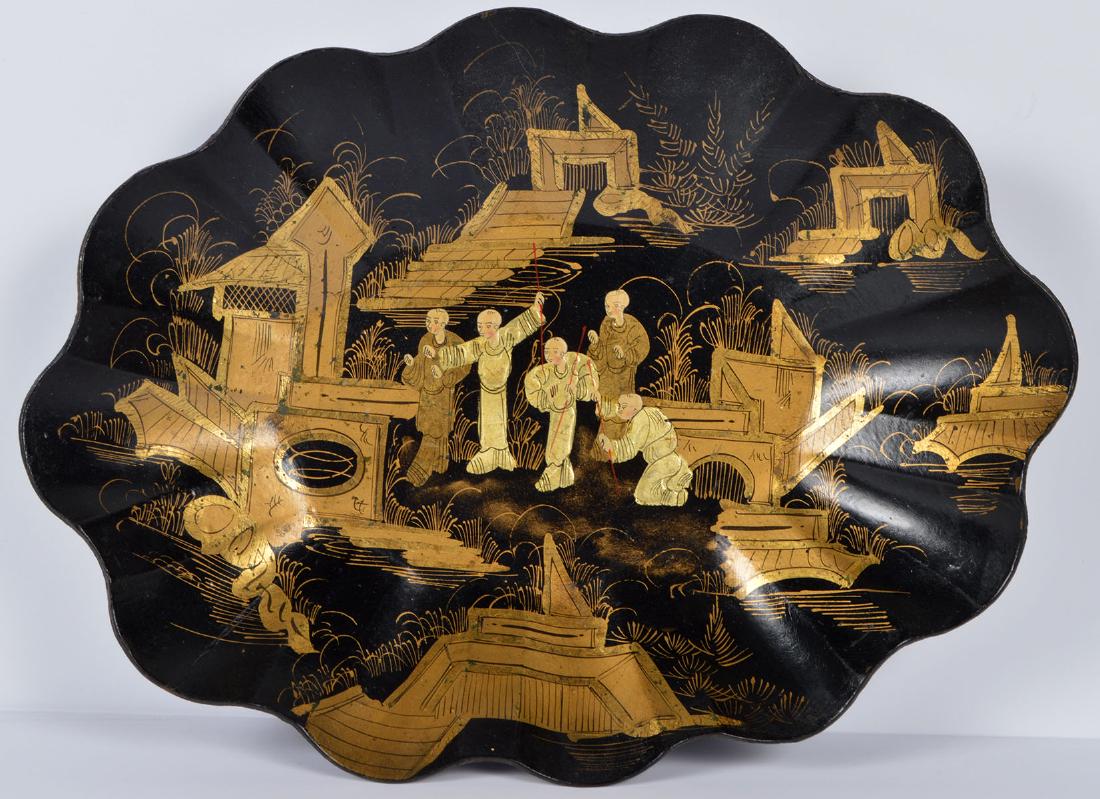 Antique Chinese Export Papier Mache Bowl: Shell edged antique Chinese Export Papier Mache bowl. Nice detail on front. 14" L x 10.25" W x 2" H. Condition: Good, based on age, some chips. Please examine all photos closely. Contact C. Biddle Auc