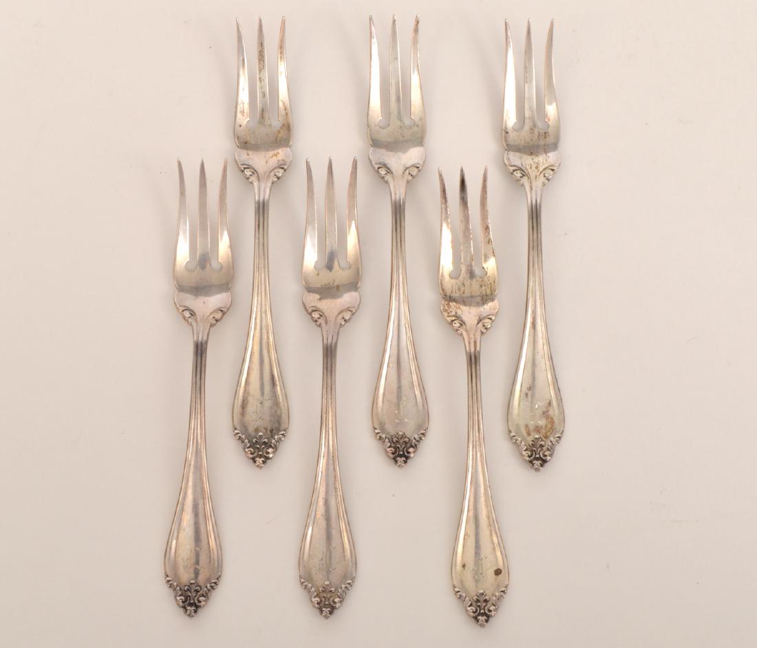 6 Reed & Barton Sterling Silver Olive Forks (1 of 3)