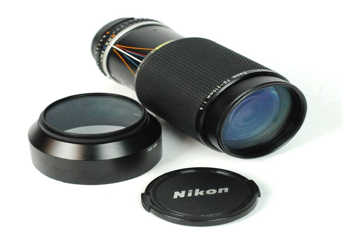 Nikon 70-210mm 1:4 Zoom Camera Lens, Hood, Filter (1 of 4)