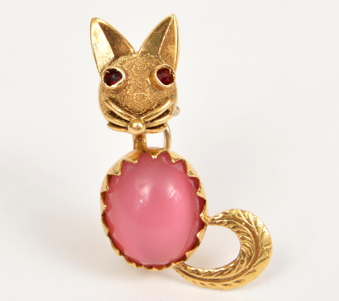 Vintage 14k Yellow Gold Cat Pin PInk Stone (1 of 4)