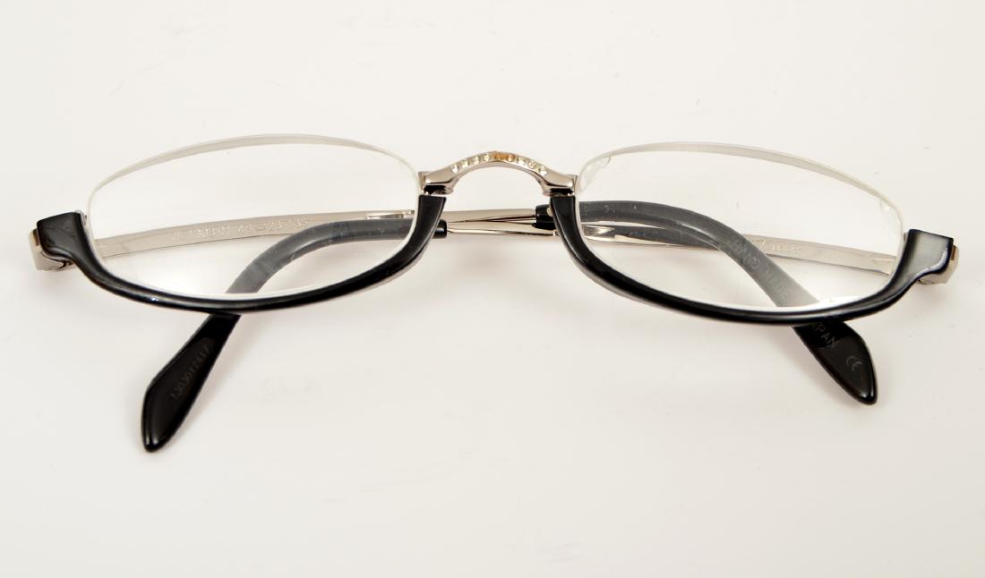 Judith Lieber Folding Reader Glasses Crystal (1 of 10)