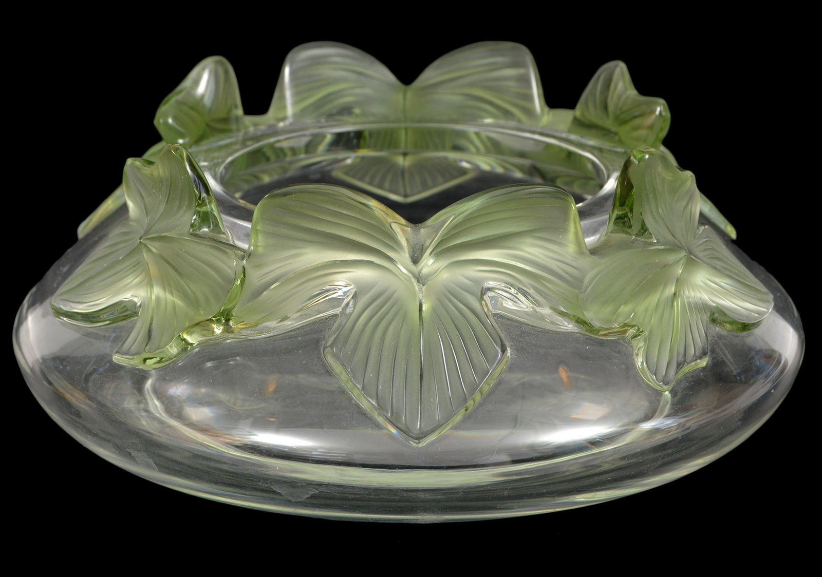 Lalique "Lierre" Ivy Bowl Marie Claude Lalique: A Rare Lalique France "Lierre" Ivy leaf pattern bowl by Marie Claude Lalique. 3"Hx8.5"D. Condition report: Very good - no issues. Please examine all photos closely. Contact C. Biddle Auction Gallery f