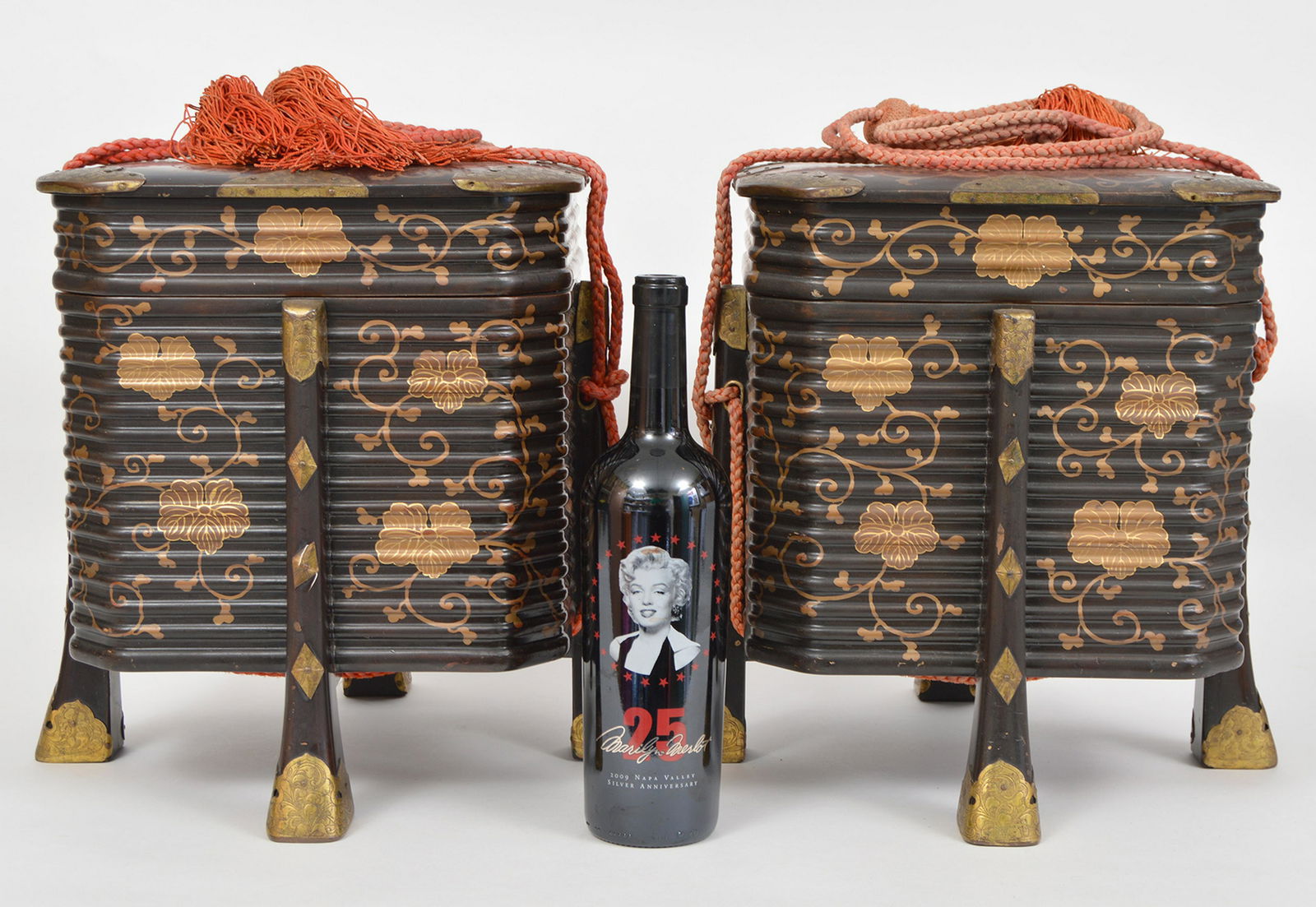 2 Large Japanese Lacquer Hakko Bako Boxes (1 of 12)