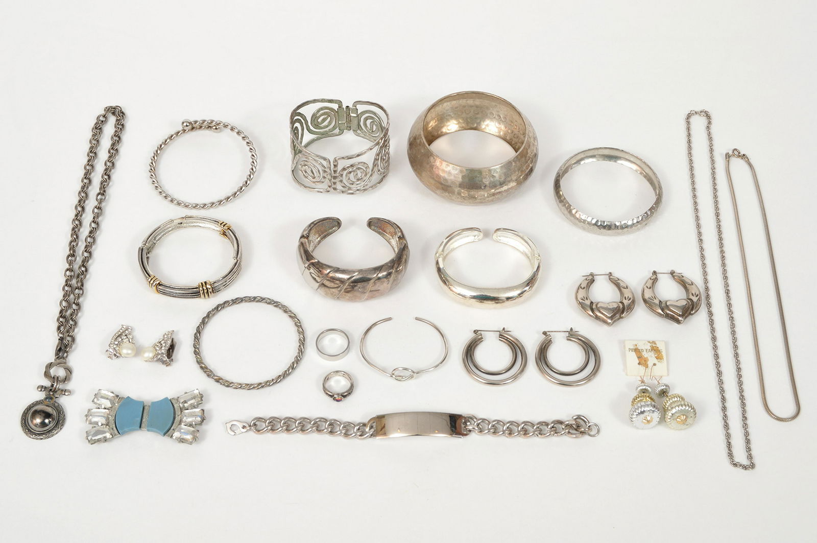 Lot of Silver Tone Costume Jewelry 1.5 pounds (1 of 8)