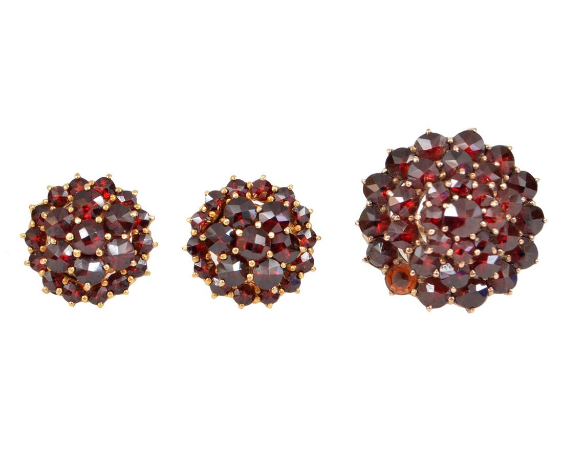 Bohemian Garnet Pierced Earrings & Ring Set (1 of 6)