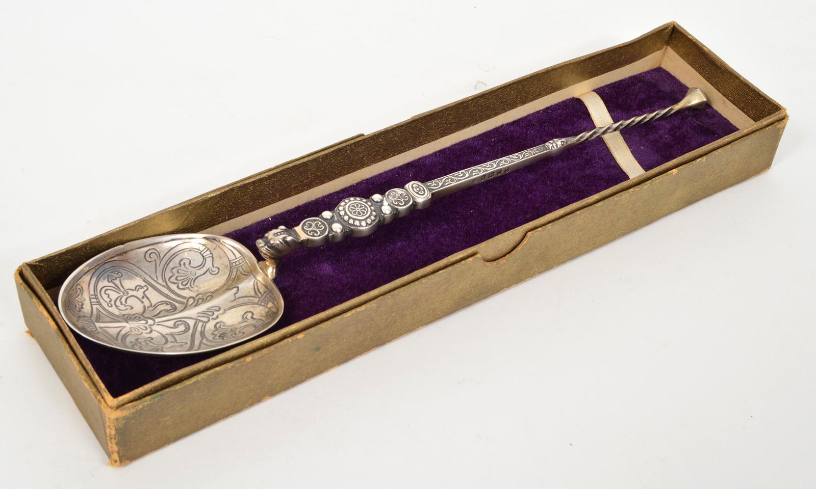 Sterling English Coronation Anointing Spoon (1 of 11)