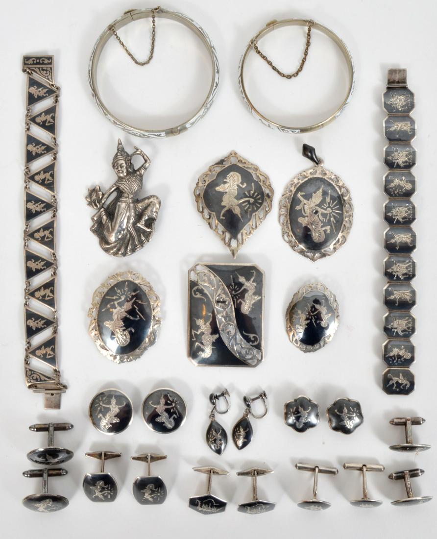 18 Pcs. Sterling & Enamel Siamese Jewelry (1 of 9)