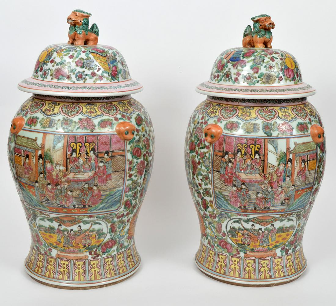 Pr. Chinese Rose Medallion Large Lidded Urn (1 of 15)