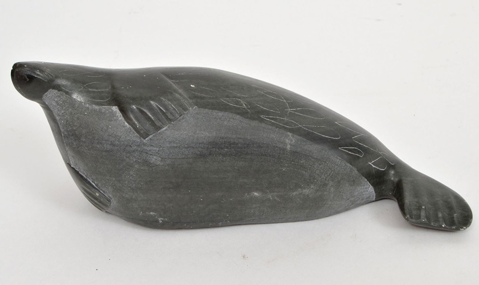 Inuit Soapstone Seal Carving 1974 (1 of 5)