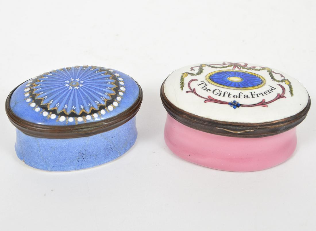 Staffordshire & Bilston Battersla Enamel Patch Box (1 of 11)