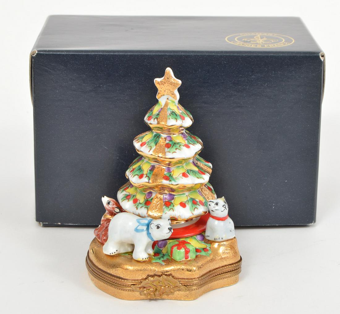 Chamart Limoges Christmas Tree Trinket Box (1 of 7)