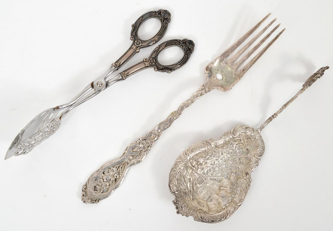 3 Ornate Sterling Silver Serving Utensils (1 of 11)