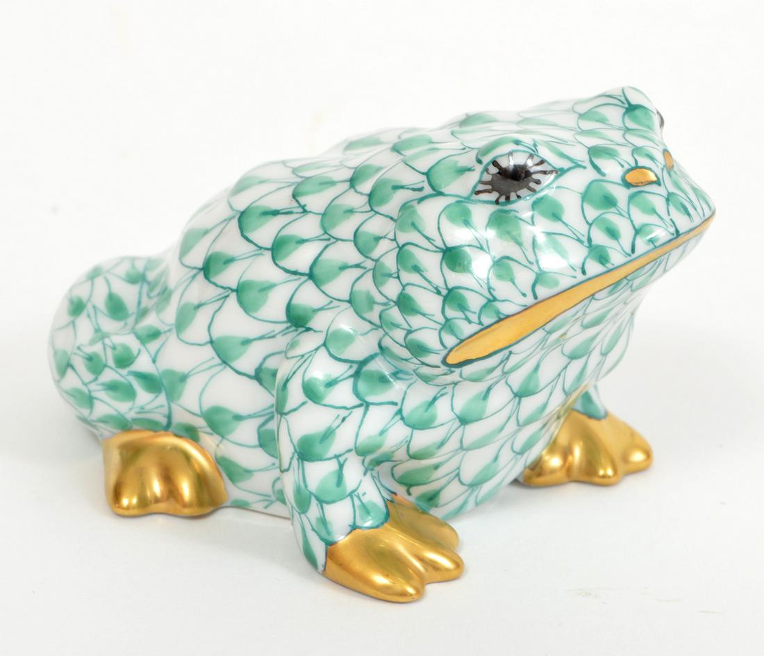 Herend Porcelain Green Fishnet Frog Figure (1 of 5)