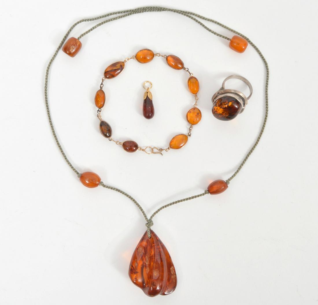 Baltic Amber Jewelry Necklace Ring Bracelet (1 of 6)