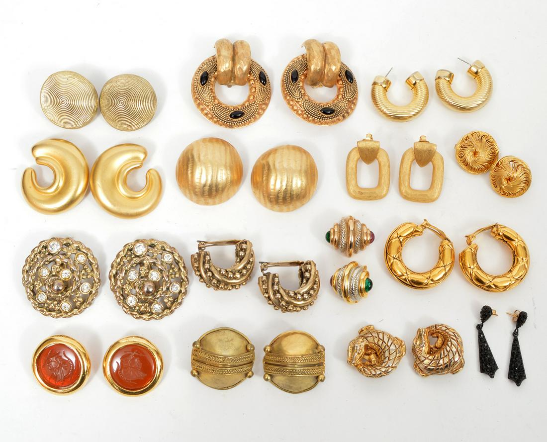 14 Prs. Assorted Vintage Gold Tone Earrings (1 of 9)