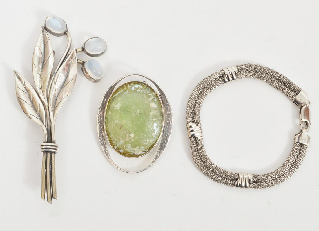 Lot of Sterling Jewelry Brooch Pendant Bracelet (1 of 4)