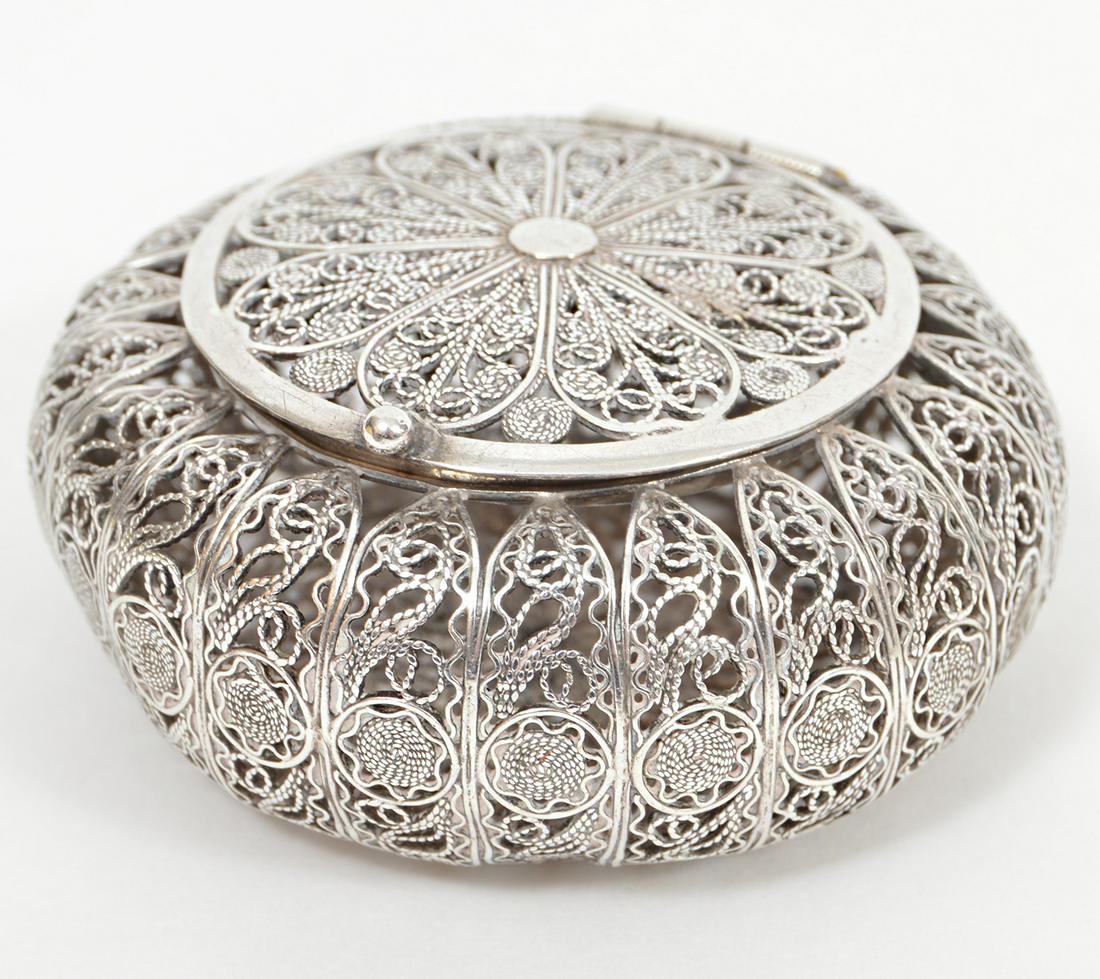 20th C. Sterling Silver Filigree Round Trinket Box (1 of 5)