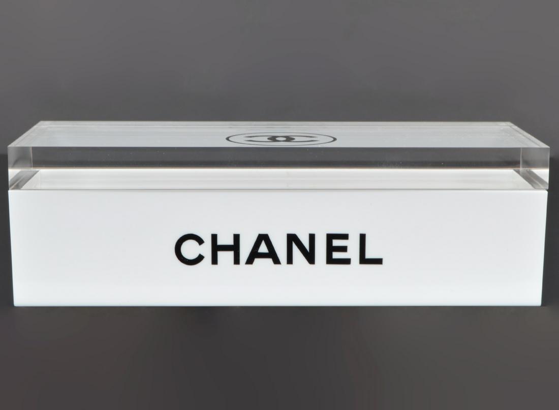 Chanel VIP Vanity Box (1 of 6)