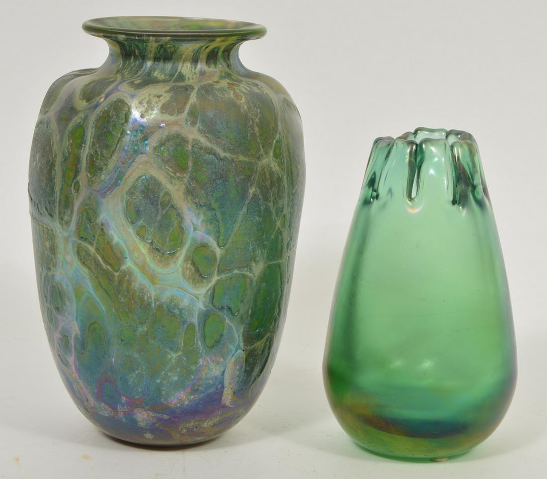 2 Art Glass Green Vases Signed (1 of 10)