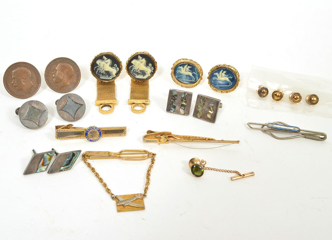 Lot of Cufflinks, Tuxedo Buttons, Tie Clips (1 of 8)