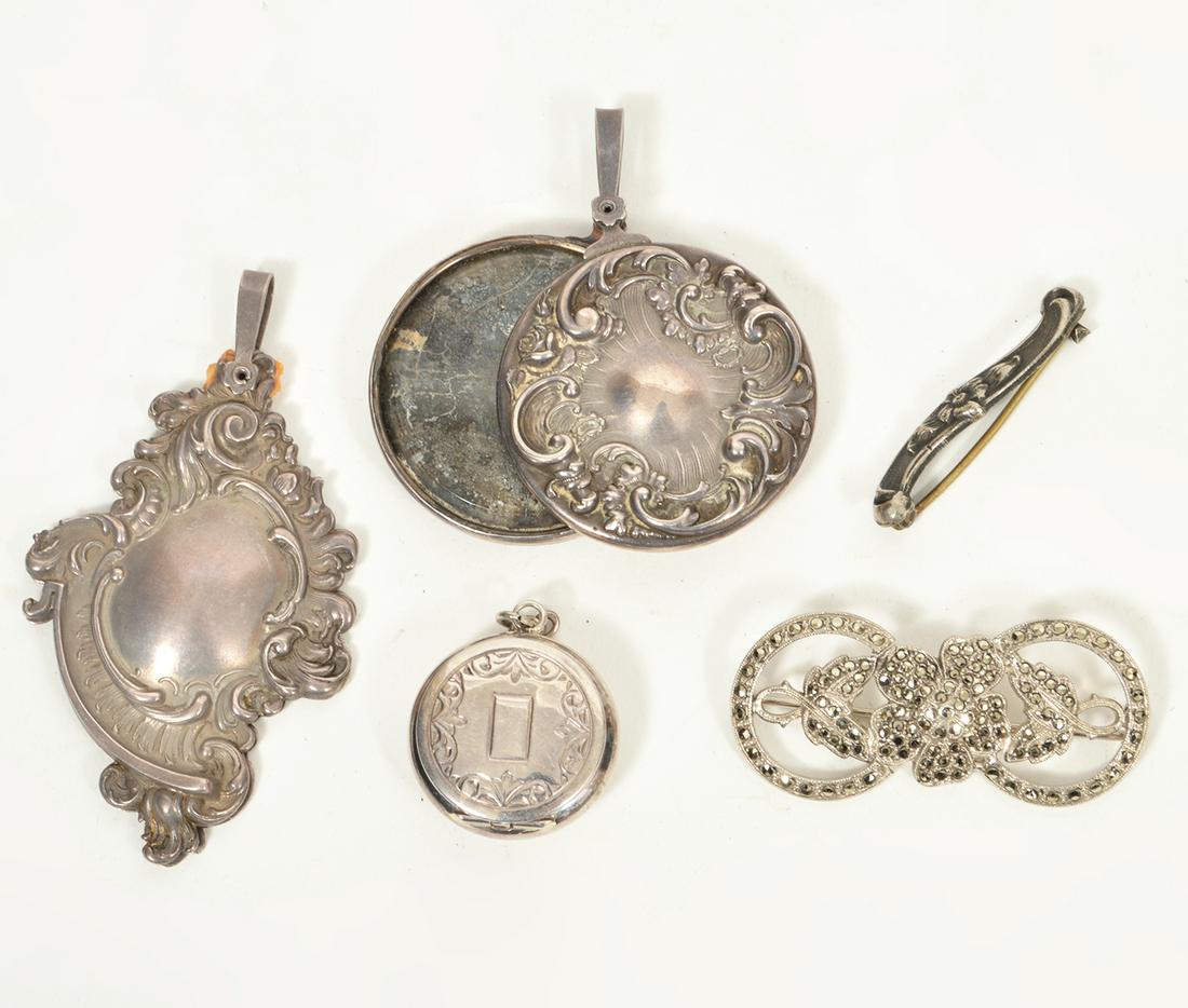 Lot of Vintage Sterling Silver Pendants & Brooches (1 of 5)