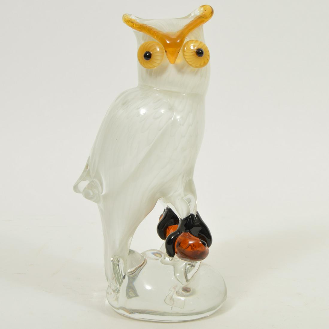 Dale Tiffany Art Glass Owl Figurine: Dale Tiffany art glass owl figurine in white with black claws and gold accents, perched on a clear base. 9.75"H. Condition report: Very good - no issues. Please examine all photos closely. Contact C. 