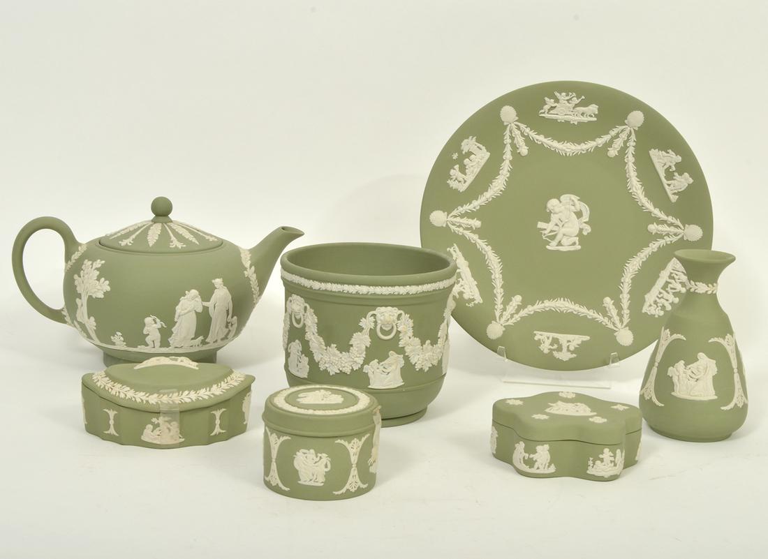 7 Pieces of Green Wedgwood Jasperware (1 of 7)