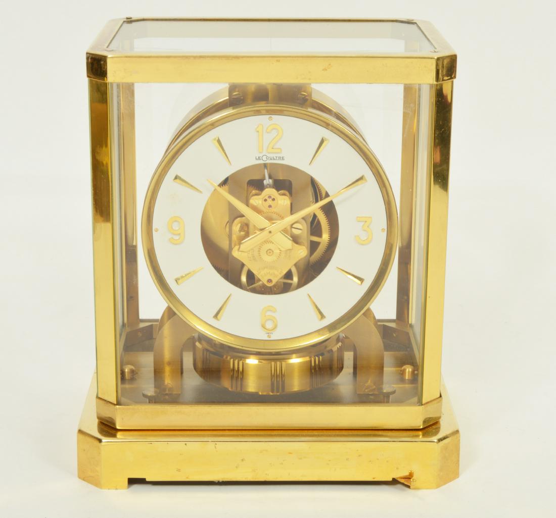 LeCoultre Atmos Perpetual Motion Clock (1 of 7)