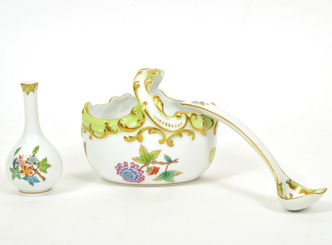 2 Pieces Herend Queen Victoria China Accessories (1 of 7)