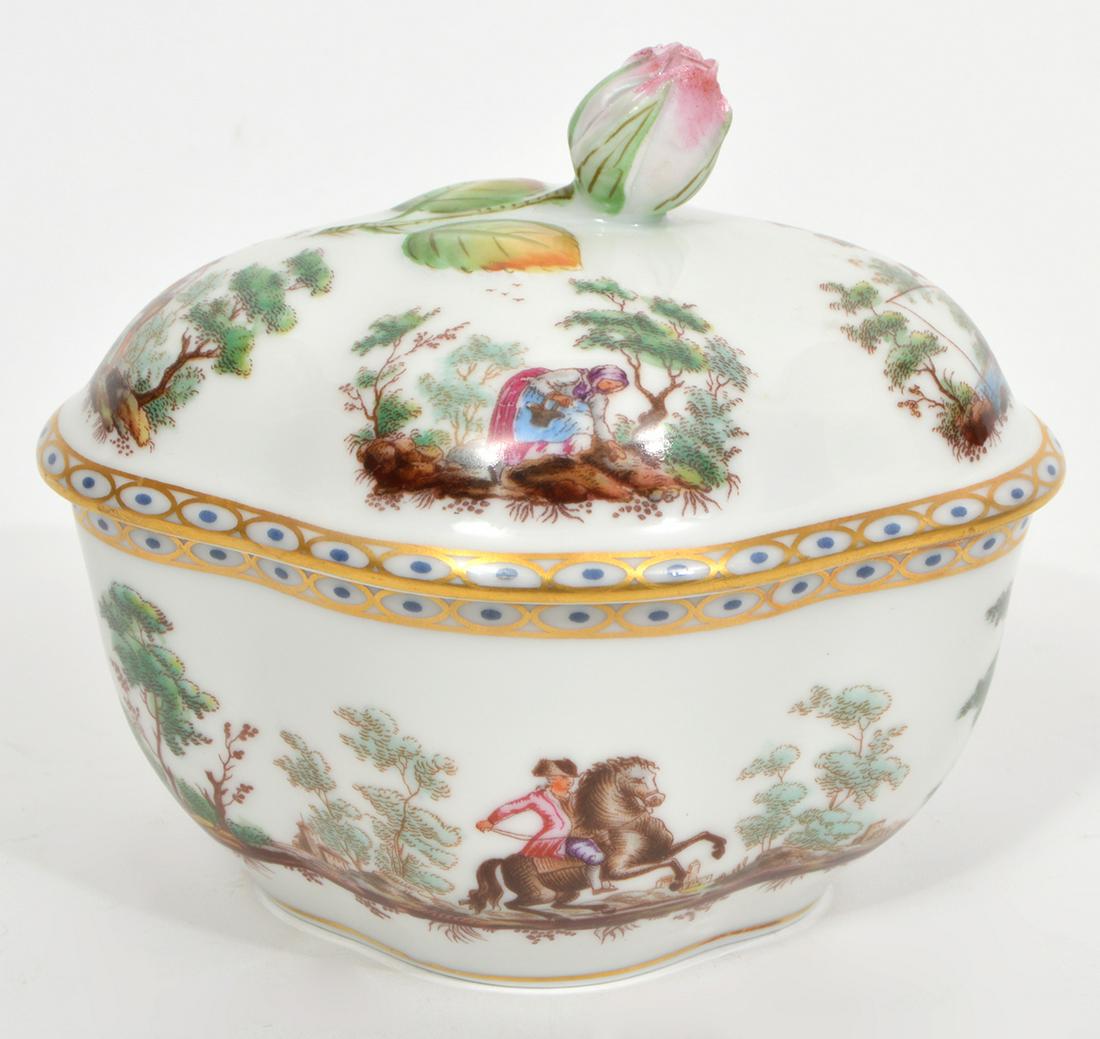 Richard Ginori Italian Porcelain Lidded Container (1 of 8)