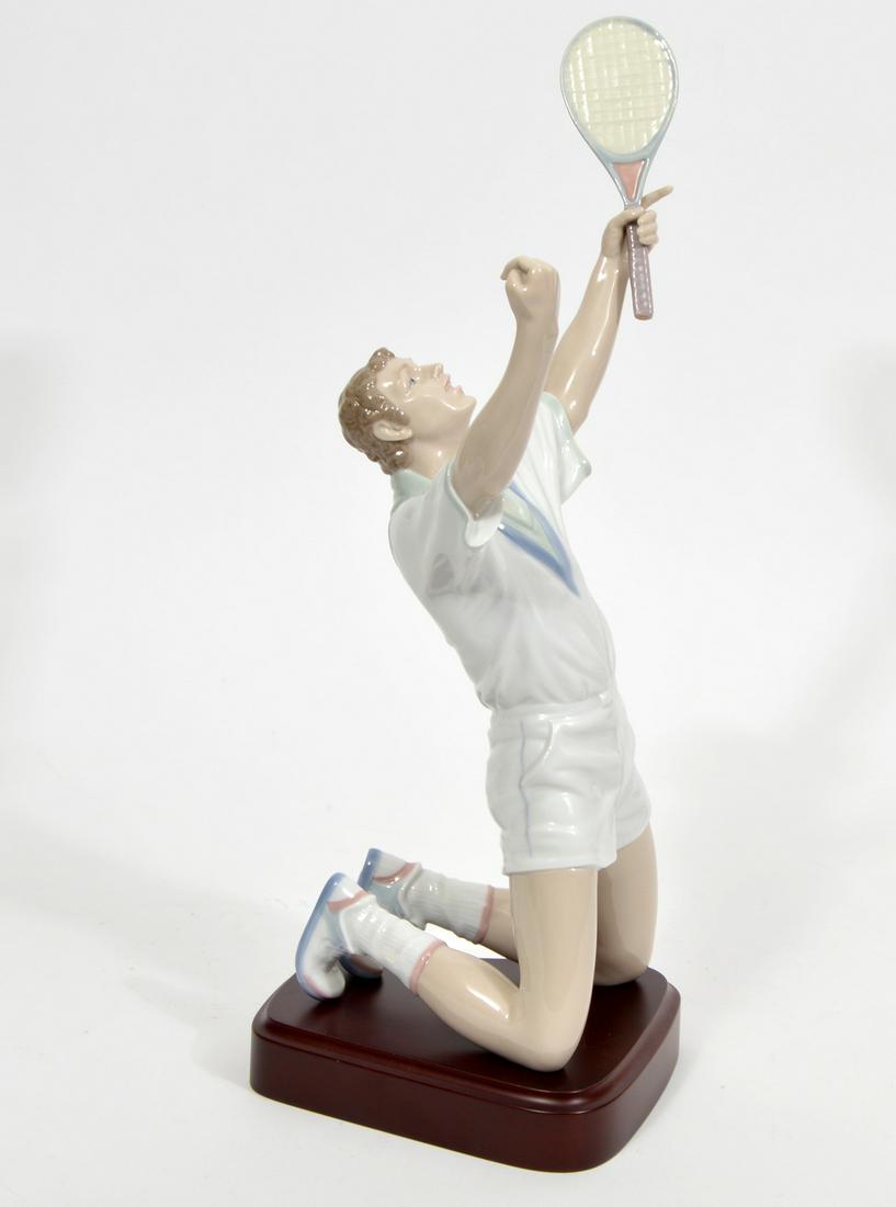 Lladro Porcelain Figure Tennis Champion #6286M (1 of 7)