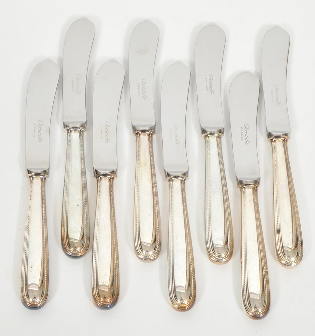 8 Christofle Silverplate 'Perles' Butter Knives: 8 French Christofle silverplate butter knives in 'Perles' pattern, measures 6.5"L. Condition report: good condition, see photos. Please examine all photos closely. Contact C. Biddle Auction Gallery fo