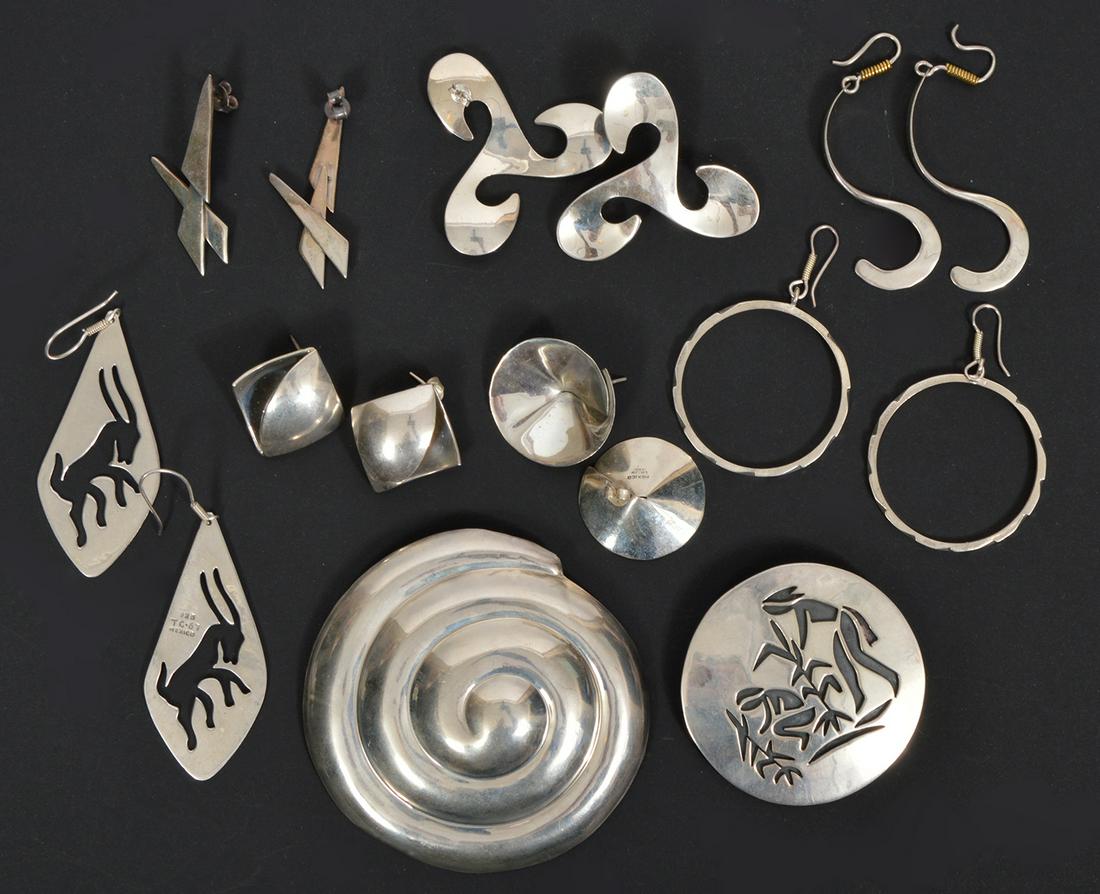 Mexican Sterling Jewelry Earrings Brooches 152g (1 of 8)