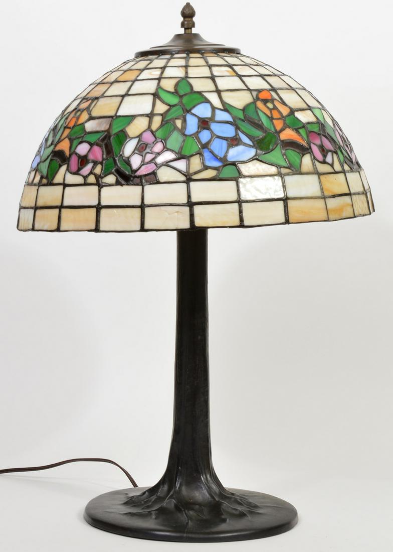 Tiffany & Co. Style Glass Table Lamp (1 of 11)