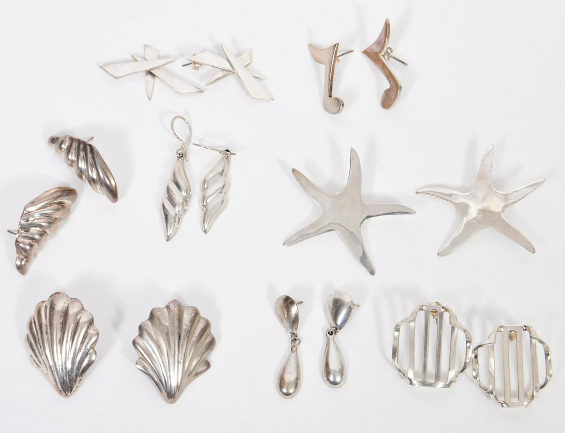 8 Prs. Mexican Sterling Pierced Earrings 87.6 gr (1 of 3)