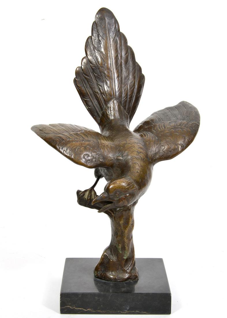 Fritz Diller Bronze Bird Figurine: Fritz Diller, Germany (1875-1945). Bronze figure of a bird perched on a limb, wings spread, mounted on a square black marble base. Signed 'Fritz Diller', foundry Bilogiesserei Kraas S.42 on bottom of