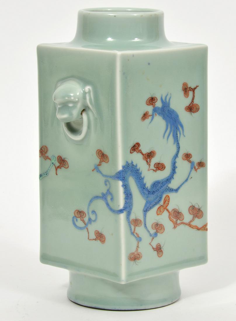 Chinese Porcelain Cong Dragon Decorated Vase (1 of 8)
