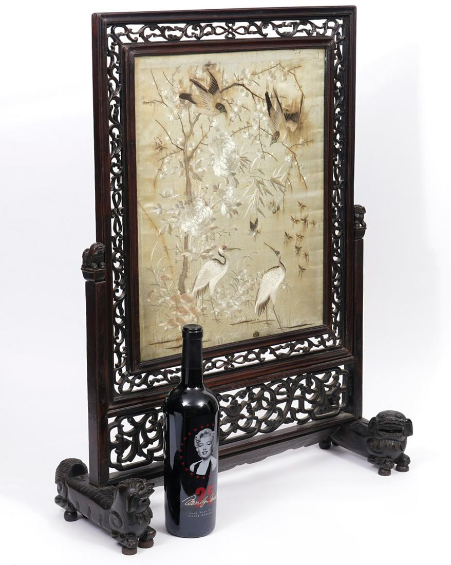 Chinese Embroidered Silk Table Screen (1 of 13)