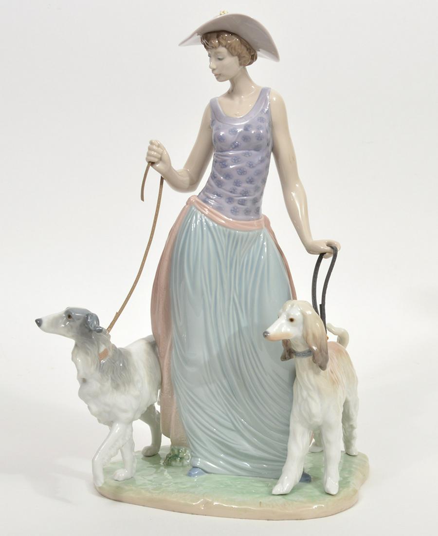 Lladro Elegant Promenade Figure of Woman & Dogs (1 of 8)